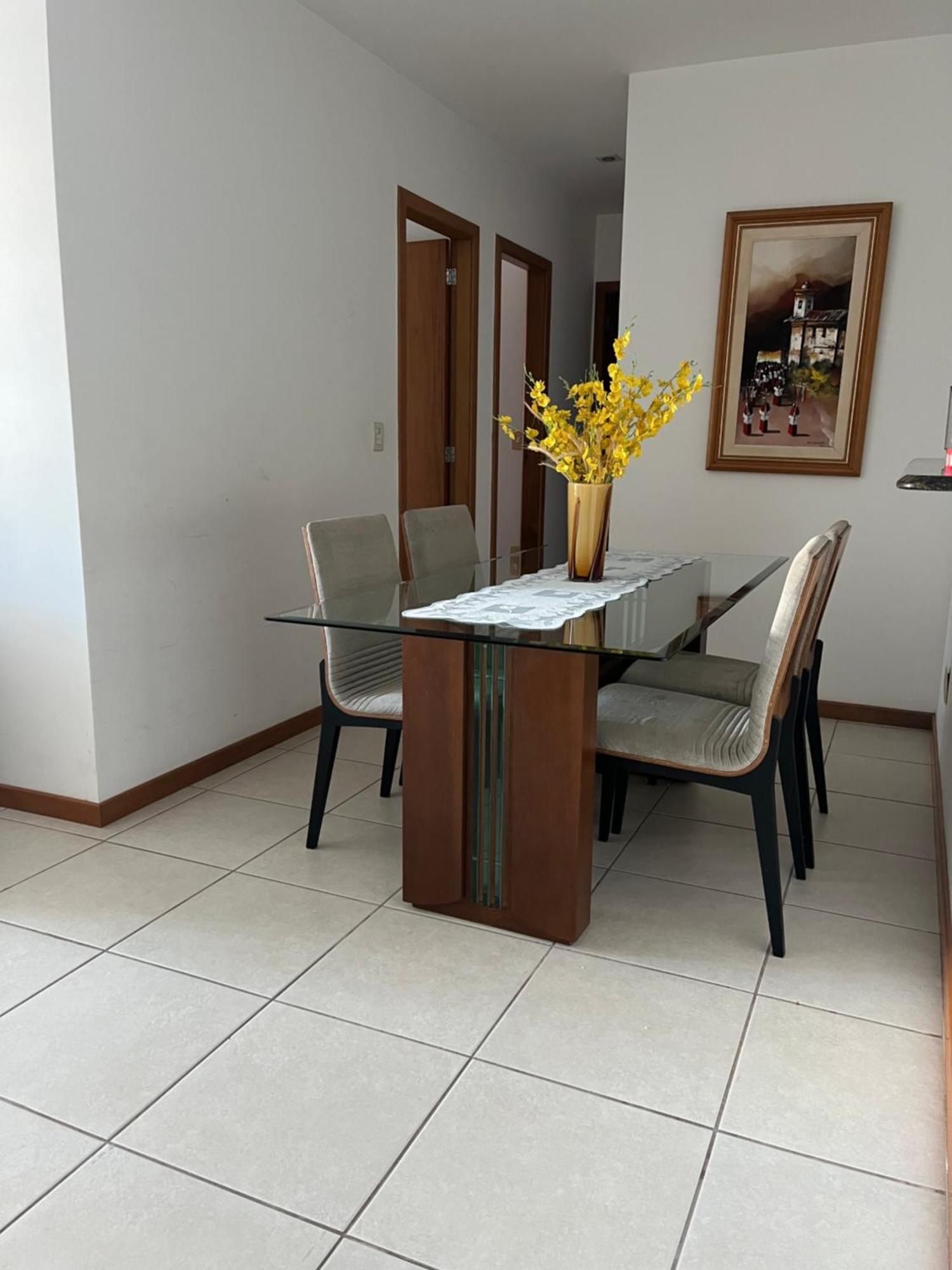 Em Santa Lucia Apartamento
